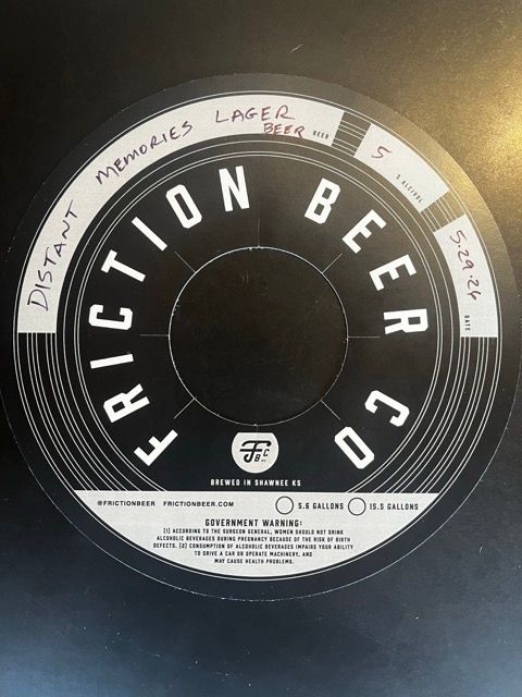 Distant Memories Lager label